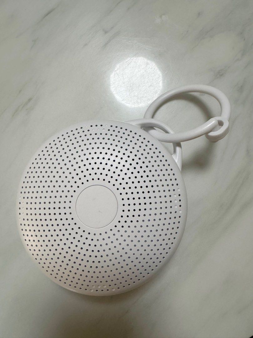 ORIA White Noise Sound Machine (Category: Soundbars, Speakers & Amplifiers) located in Manila. Submitted by declutter_with_mrs (Listing ID 1363980505, Image 2). Description: ORIA white noise sound machine Bought from the blue app Mop: gcash Mod: grab/lalamove Rs: extra Pickup: BGC, Taguig SF C/o buyer.