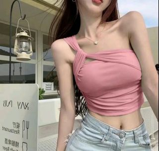 (Category: ) located in . Submitted by won_younggg (Listing ID 1363981470, Image 1). Description: .