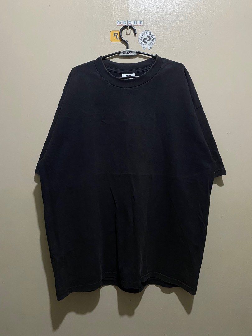 pro club (Category: Tshirts & Polo Shirts ) located in Antipolo. Submitted by lukedd (Listing ID 1363910597, Image 1). Description: pro club complete tags no side stitch 24x29 large no issue.