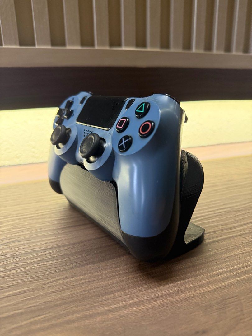 PS4 DualShock 4 Controller (Uncharted 4 Limited Edition) (Category: Controllers) located in Calamba. Submitted by hailzterclaws (Listing ID 1363915765, Image 2). Description: Limited Edition, Uncharted 4 Gray-Powder Blue Dualshock 4 Controller Nice to own one! Works very well, and in a very good condition. Works on PC and PS4. Payment is Cash or Gcash. I can do meet up or lalamove. Message for more information..
