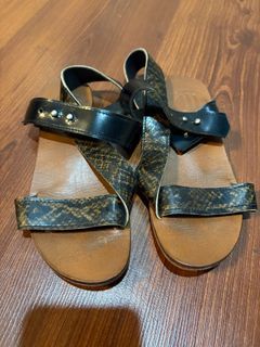 Renegade Folk Sandals