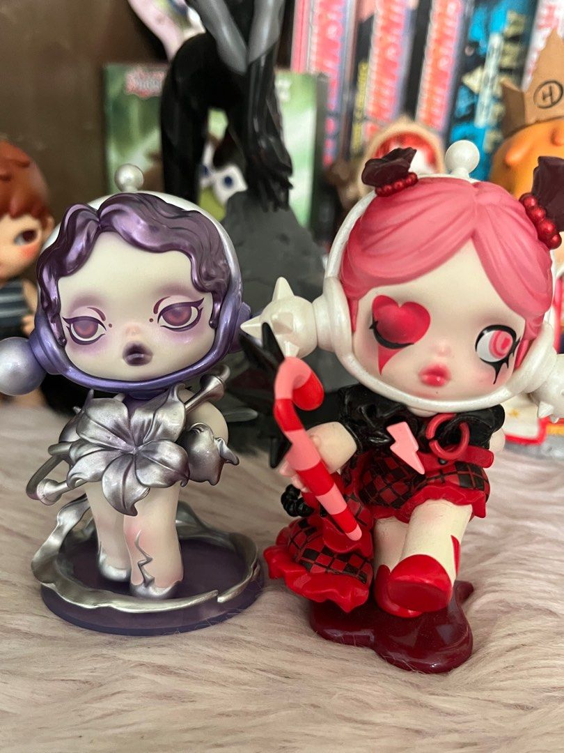 Skullpanda bundle (Category: Designer & Blind Box Toys) located in Carmona. Submitted by sighhhjussss (Listing ID 1364058485, Image 1). Description: -both includes the card and the box and the foil - in very good condition since naka display lang -rfs:downsizing .