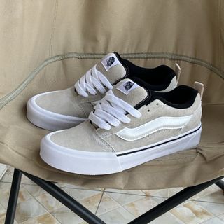 (Category: ) located in . Submitted by khai.uasneakers (Listing ID 1364032861, Image 1). Description: .