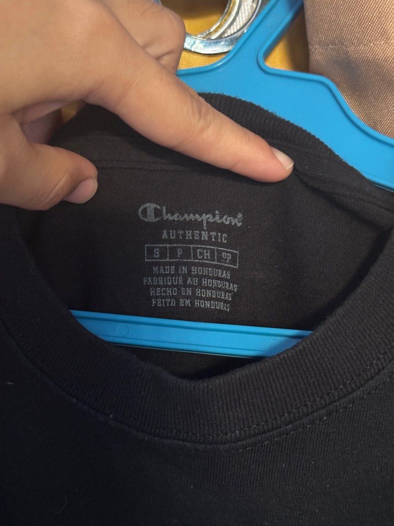 Vintage Champion Tshirt Small (Category: Tshirts & Polo Shirts ) located in Iloilo. Submitted by isteb (Listing ID 1363965268, Image 2). Description: Dimes: 27.5 x 17.5 In very good condition No issue.