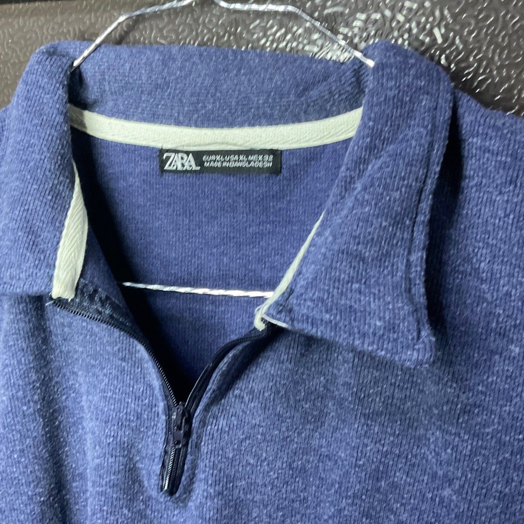 ZARA blue collar with zipper top (Category: Shirts) located in Santiago. Submitted by kooo4ria (Listing ID 1364044332, Image 2). Description: 🏷️ preloved basic top.