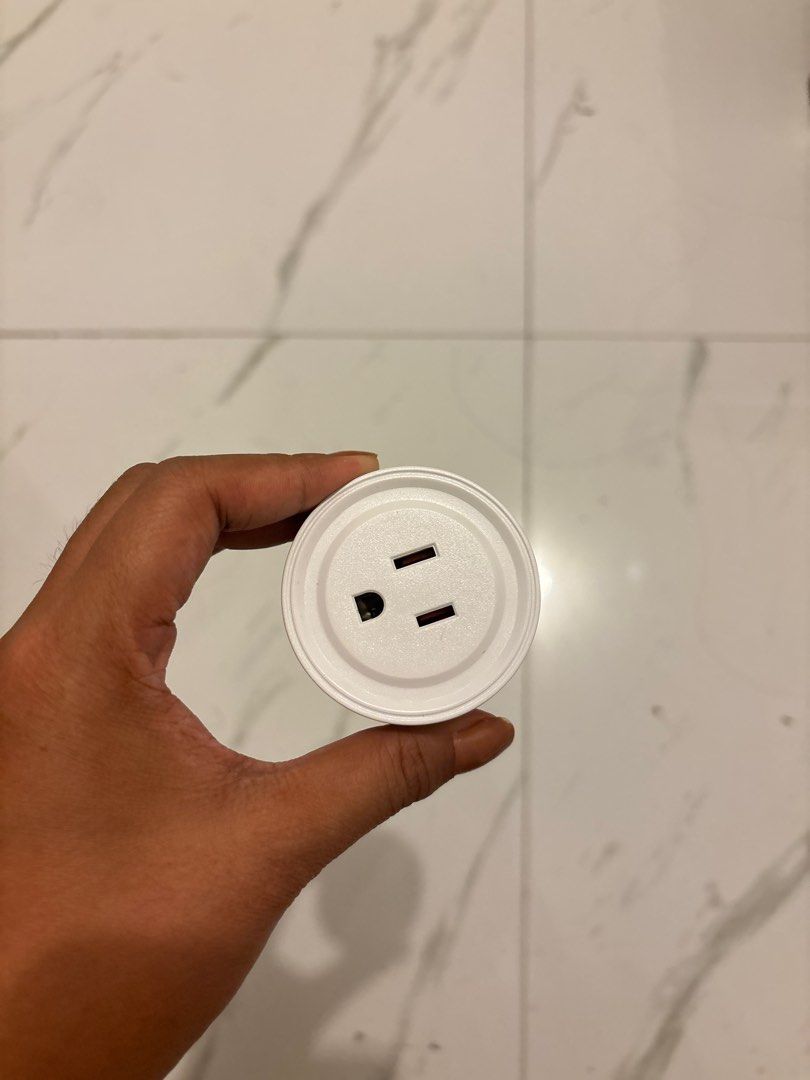 16a wifi smart plug adaptor (Category: Electrical, Adaptors & Sockets) located in Mandaluyong City. Submitted by anneiou (Listing ID 1364206904, Image 1). Description: • never used, opened lang • doesn't fit my aircon socket.