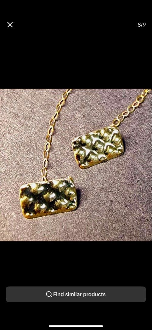 18k Gold Bar Lightweight Earrings (Category: Earrings) located in Caloocan City. Submitted by kym333 (Listing ID 1364084100, Image 3). Description: 18k Real gold Pawnable Lightweight.