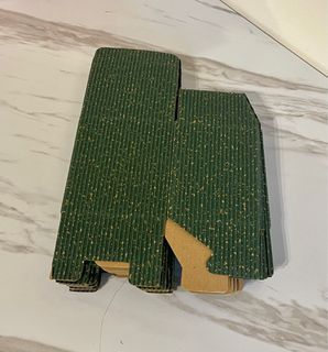 （分類：）位於 。 由 ashhht 提交（商品編號 1364138599，圖片 1）。簡介： 。