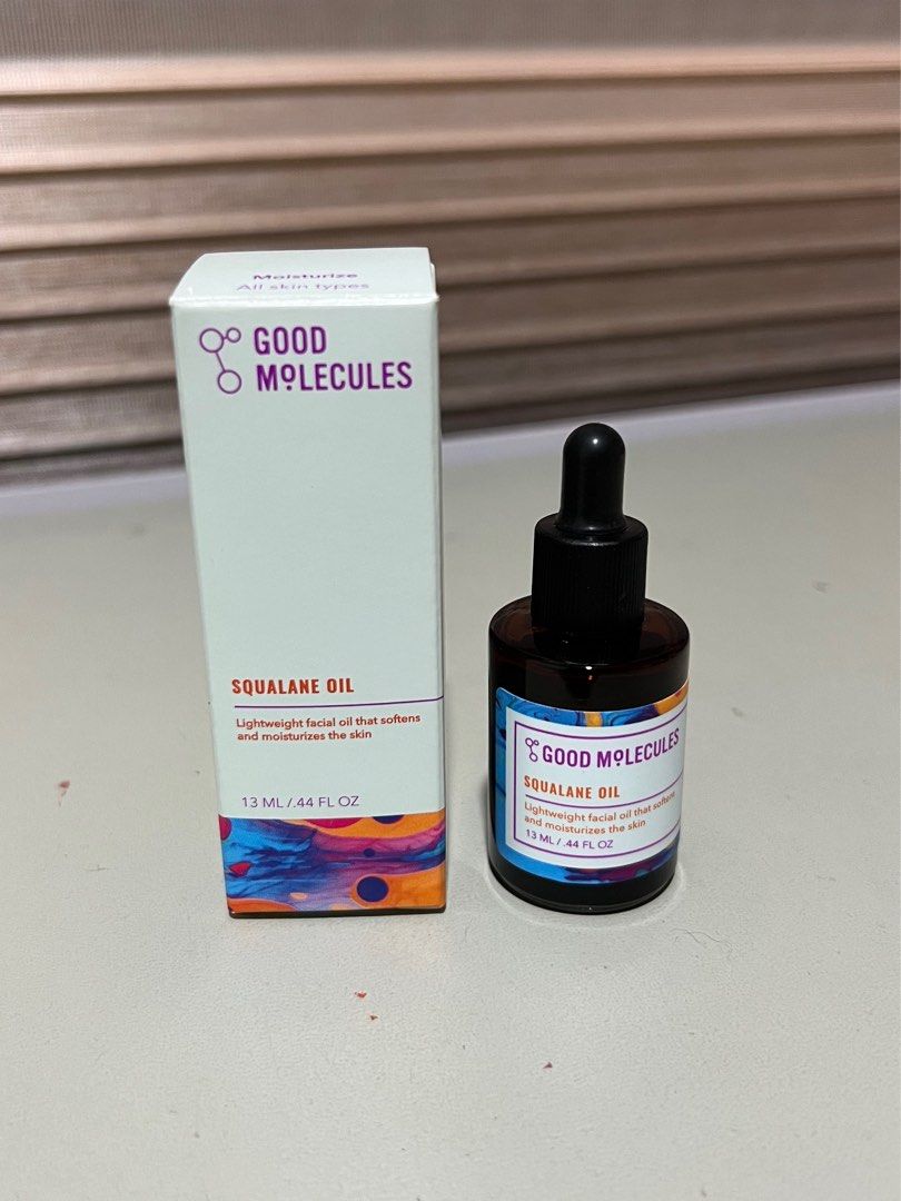 💕 Good Molecules Squalane Oil (Category: Face Care) located in Marikina City. Submitted by shopitude (Listing ID 1364157817, Image 1). Description: Holy grail but I have a lot of skincare already 💖 Srp is Php520.