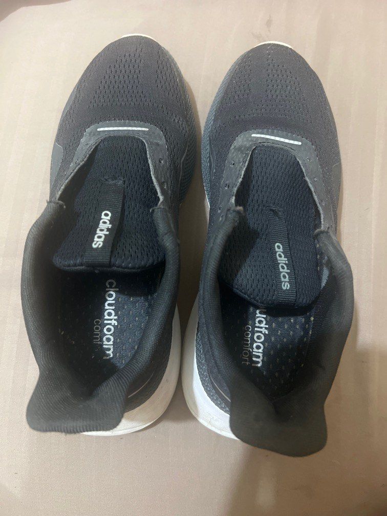 Adidas Black Cloudfoam 23cm (Category: Sneakers) located in Antipolo. Submitted by neveroldph (Listing ID 1364222629, Image 1). Description: Super flattering design but runs small on me. With laces..