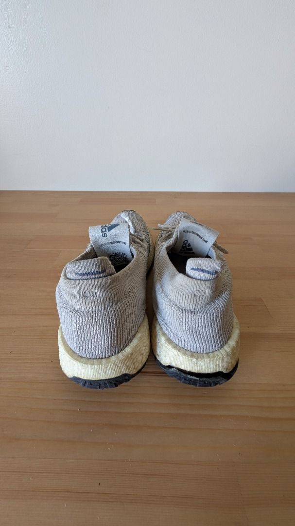 Adidas Pulseboost HD (Category: Sneakers) located in Manila. Submitted by decluttering_9917354 (Listing ID 1364133326, Image 2). Description: Pulseboost HD Adidas US 9.5.
