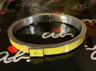 （分類：）位於 。 由 chow.e 提交（商品編號 1364144489，圖片 1）。簡介： 。