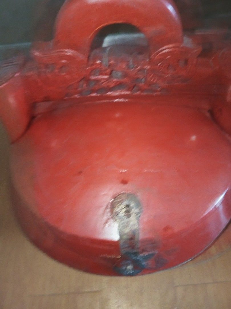 Antiques Wood Cookware (Category: Bakeware) located in Quezon City. Submitted by kuuselasy53849 (Listing ID 1364119516, Image 2). Description: just saw this in the house and i dont know what is this and also the purpose of this hehhehe. very old. pick up at tomas morato q.c.