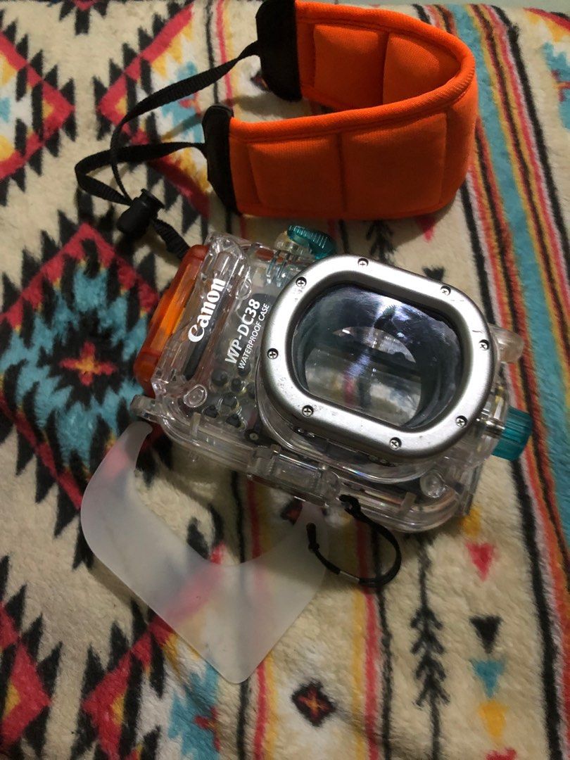 Canon WP-DC38 underwater water proof case (Category: Dry Boxes & Cabinets) located in Quezon City. Submitted by markgolveo (Listing ID 1364198989, Image 2). Description: Canon WP-DC38 underwater water proof case.