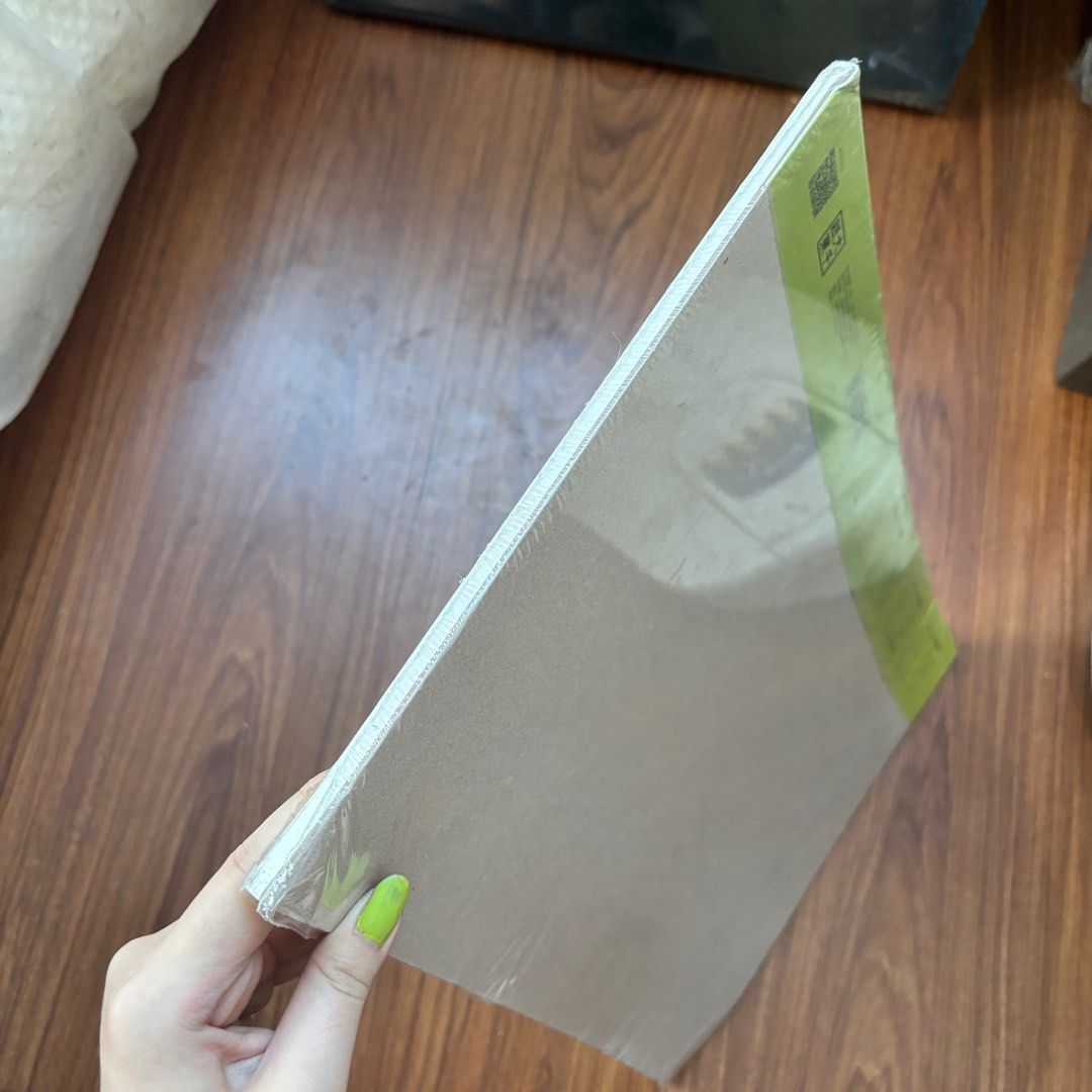 [dented] 300gsm watercolor pad 12 sheets (Category: Stationery & School Supplies) located in Manila. Submitted by lucy_lemon (Listing ID 1364140811, Image 2). Description: Never been used Dented Original price: P350.