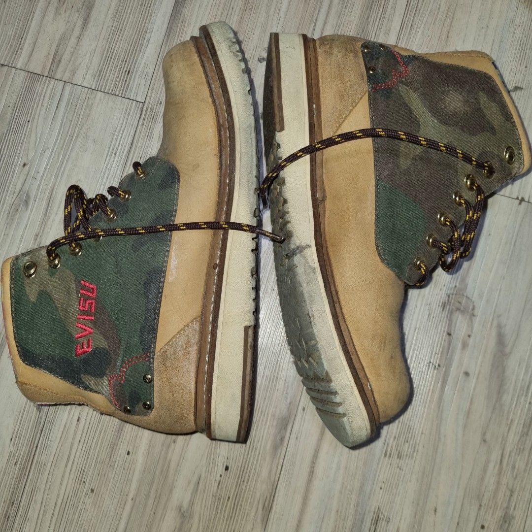 Evisu Camou-suede boots (Category: Boots) located in Quezon City. Submitted by image_engineer (Listing ID 1364151516, Image 2). Description: Selling rare Evisu boots, you get Timbs feel... with a camou touch... used. distressed-waxed finish. Size is 7.5- 8mens for comfortable fit. RFS: decluttering. and feet grew size up..