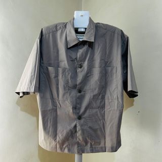 GU Japan Brown Cropped Medium Men's Polo Shirt | Trendy Streetwear Style | Korean-Inspired Fashion | Casual & Chic | Soft & Comfy Fit | Stylish Everyday Top | Perfect for Layering or Solo Wear | Women's Fashion Staple