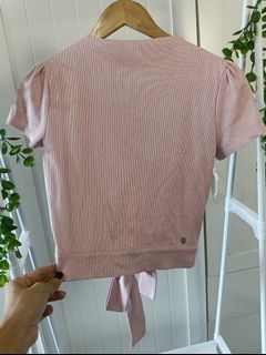 (Category: ) located in . Submitted by wardrobes.clearance (Listing ID 1364110770, Image 1). Description: .