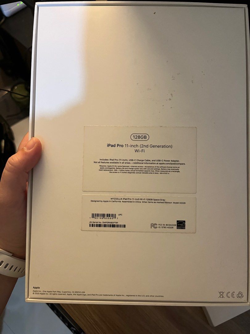 iPad Pro 11-inch (2nd Gen) (Category: iPad) located in Paranaque City. Submitted by frncscgmb (Listing ID 1364075281, Image 2). Description: iPad Pro 11-inch (2nd Gen) with Apple Pencil (2nd Gen) No issue. No scratches/dents. No history of repair. MOP: BPI, Metrobank, Unionbank, Seabank or GCash..