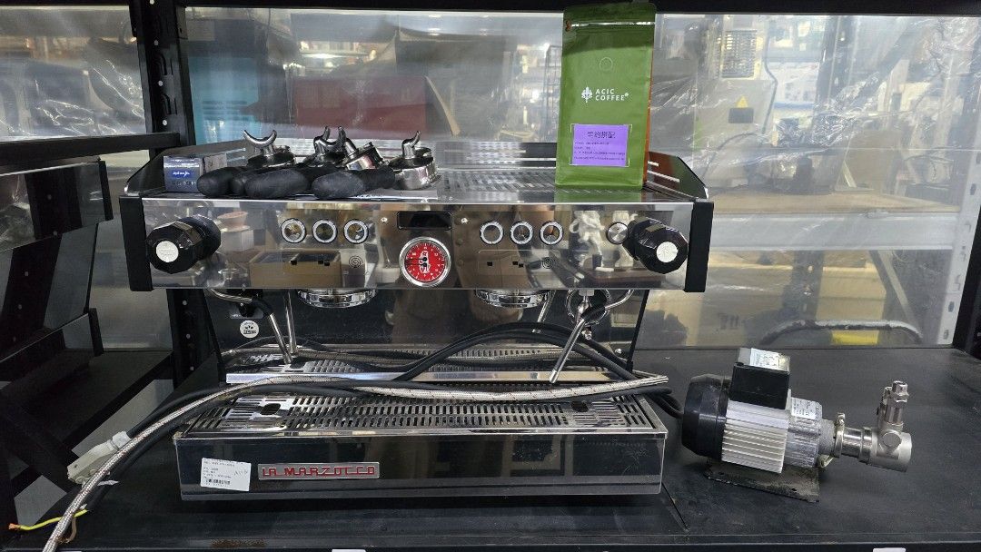 La marzollo (Category: Coffee Machines & Makers) located in Manila. Submitted by rz19128 (Listing ID 1364225084, Image 2). Description: like new from closed down shop different units available some used for 2 months, 3 months etc only pre-order, require down payment we have showroom message for inquiry.