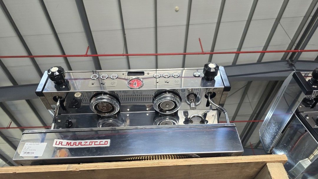 La marzollo (Category: Coffee Machines & Makers) located in Manila. Submitted by rz19128 (Listing ID 1364225084, Image 3). Description: like new from closed down shop different units available some used for 2 months, 3 months etc only pre-order, require down payment we have showroom message for inquiry.
