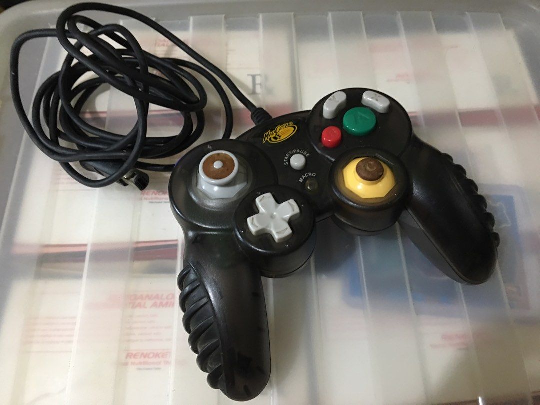 Mad catz Gamecube Controller (Category: Controllers) located in Quezon City. Submitted by collectionneursonline88 (Listing ID 1364220138, Image 2). Description: 📍Item location : Balintawak Quezon City 🔄 Meetups Balintawak Camachile 7/11 📦 Shipping : Lalamove / Grab MetroManila GogoExpress outside Metro Manila 📥 Payment : cash on meetups Gcash Bank transfer : Asia United Bank.