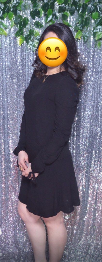 Mango Black Dress (Category: Dresses) located in Manila. Submitted by jpclassics (Listing ID 1364081803, Image 2). Description: Mango Black Long Sleeve Dress In great condition Color: Black Size: XS but can fit up to small Can pass as a casual, office or semi formal attire RFS: Does not fit me anymore.