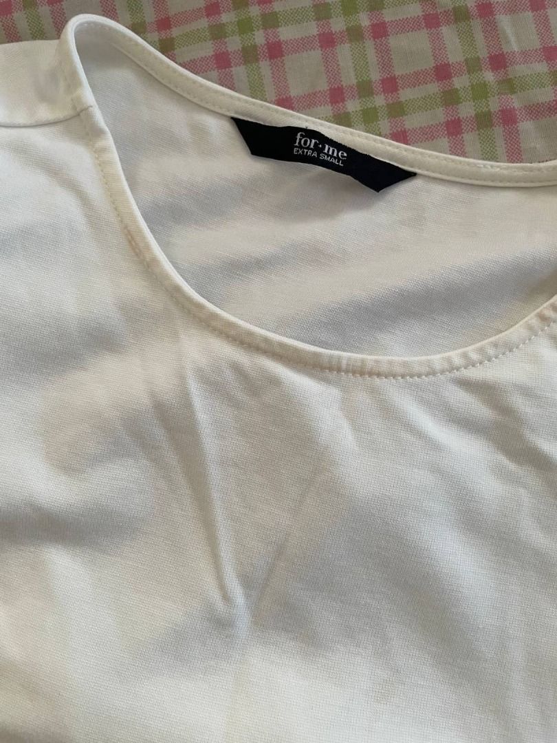 Mango Blue Slacks and White Sleeveless Top (Category: Other Bottoms) located in Quezon City. Submitted by camiestuff (Listing ID 1364134600, Image 3). Description: Choose 1 for P150 Both for P280 Perfect for corporate/ business attire Mabilis malukot yung top. .