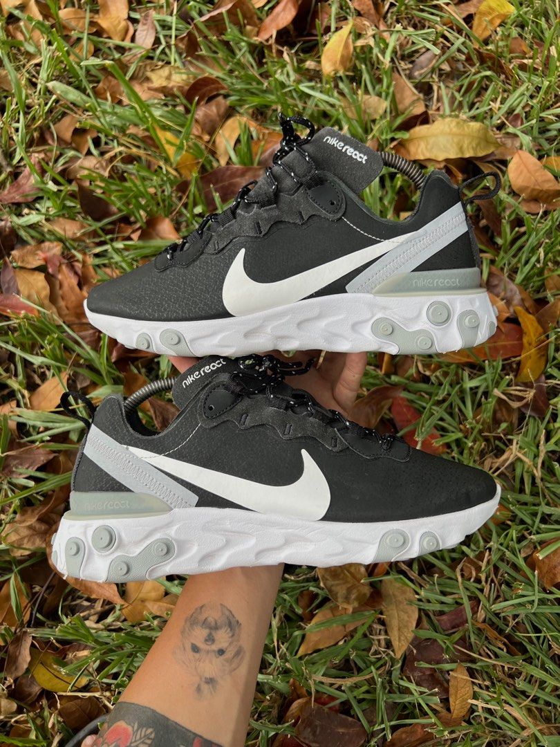 Nike React Element 55 (Category: Sneakers) located in Bacolod City. Submitted by novymae23 (Listing ID 1364132725, Image 1). Description: Nike React Element 55 Size 8 Excellent Condition .
