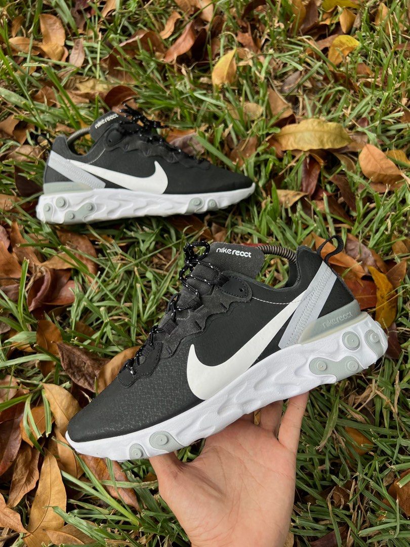 Nike React Element 55 (Category: Sneakers) located in Bacolod City. Submitted by novymae23 (Listing ID 1364132725, Image 2). Description: Nike React Element 55 Size 8 Excellent Condition .