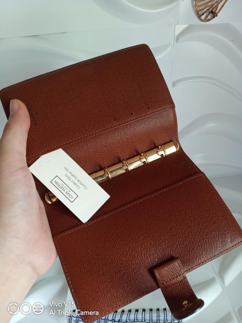 orig.lv agenda pm (Category: Luxury Bags & Wallets) located in Tagum. Submitted by janmarion049706 (Listing ID 1364205132, Image 2). Description: very good condition no flaws super ganda pa Japan item.