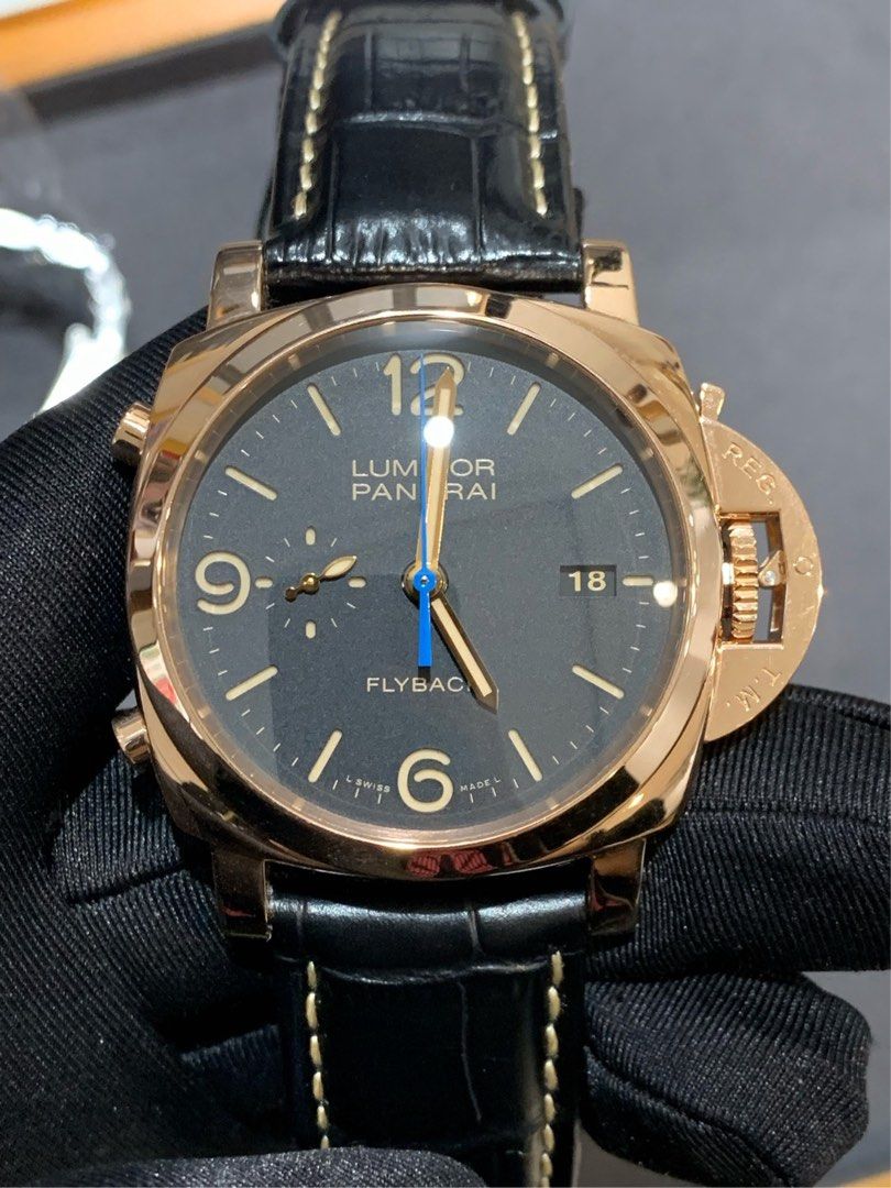 Panerai LUMINOR PAM00525 Automatic Movement 18kt Rose Gold 44MM (Category: Watches) located in Singapore. Submitted by b.gachun (Listing ID 1364126890, Image 1). Description: Panerai LUMINOR PAM00525 Automatic Movement 18kt Rose Gold 44MM.