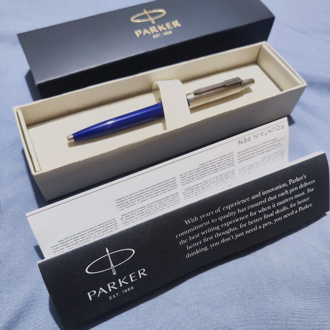 Parker ballpoint pens (1 piece left) (Category: Stationery & School Supplies) located in Mandaluyong City. Submitted by thriftythirty (Listing ID 1364197787, Image 3). Description: Parker ballpoint pen Black ink Gift box included One piece left.