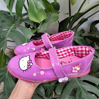 (Kategori: ) berada di . Dikirim oleh 21thrift (ID iklan 1364187703, Gambar 1). Deskripsi: .