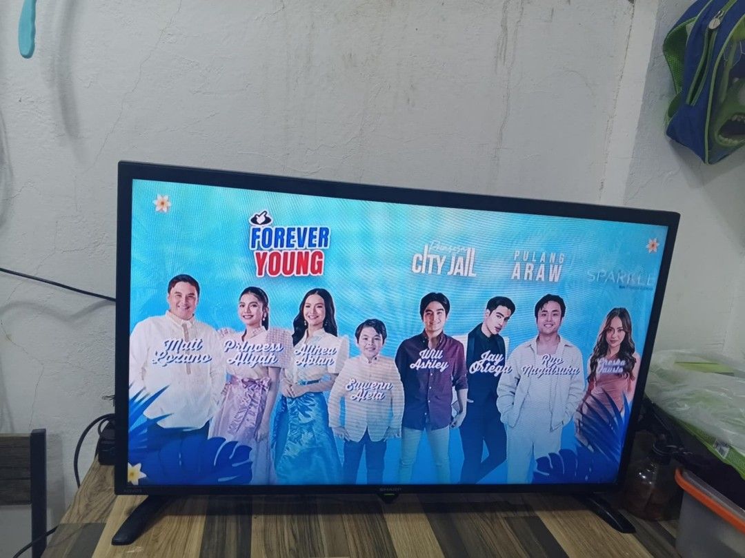 Sharp led basic tv 32 inch (Category: TV) located in Caloocan City. Submitted by princessyumie (Listing ID 1189469731, Image 3). Description: sharp led basic tv 32 inch not smart tv with universal remote no issue with hdmi vga usb port location San vicente kiko camarin.