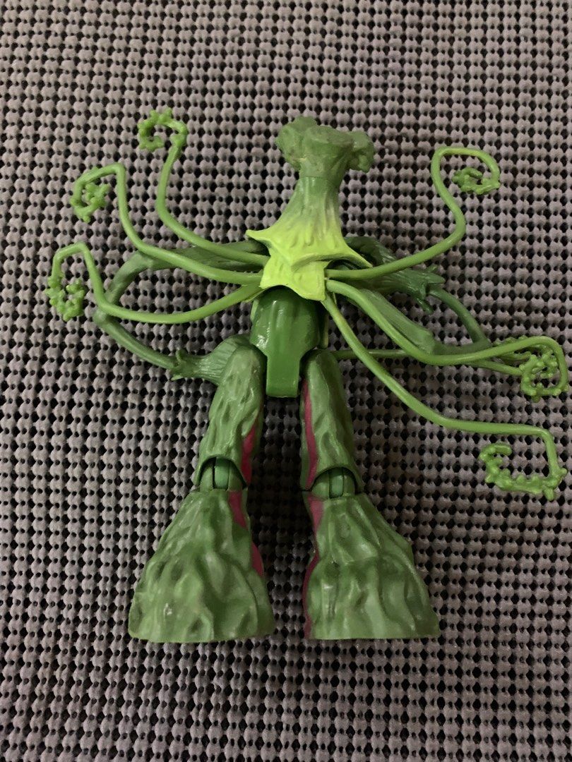 Snakeweed - TMNT - Ninja Turtles - Playmates (Category: Figurines & Statues) located in Binangonan. Submitted by memphis_raines (Listing ID 1364143687, Image 2). Description: Missing 1 branch (yung sa kamay).