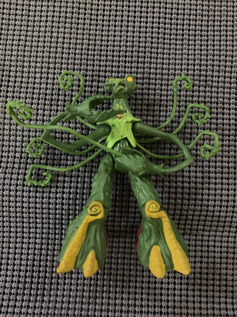 Snakeweed - TMNT - Ninja Turtles - Playmates (Category: Figurines & Statues) located in Binangonan. Submitted by memphis_raines (Listing ID 1364143687, Image 1). Description: Missing 1 branch (yung sa kamay).