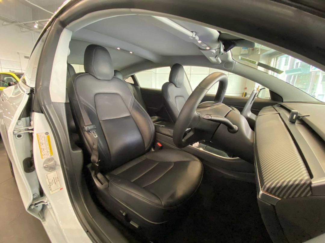 Tesla MODEL 3 SR PLUS Auto498329609485701129