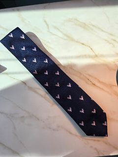 (Category: ) located in . Submitted by capsulewear (Listing ID 1364128026, Image 1). Description: .