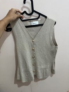 (Kategori: ) berada di . Dikirim oleh closetgoodsxx (ID iklan 1364101972, Gambar 1). Deskripsi: .