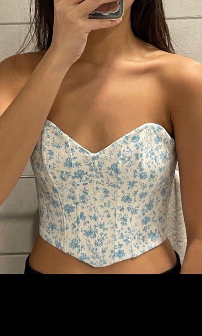 Zara Tube Top (Category: Others Tops) located in Manila. Submitted by declutterwithme101 (Listing ID 1364107896, Image 1). Description: Waist: altered to 24-25 inches (you can remove the stitch) Length: 10.5 inches Last price posted since I’m selling them already for a very cheap price pls don’t ask for a lower price hehe :) Shipping fee thru j&t within MM: 50 pesos (small pouch).