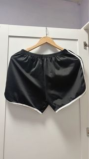 由 jessica_1104 (刊登 ID 1364360086，圖片 1) 提交，位於 的 (類別：)，說明：。