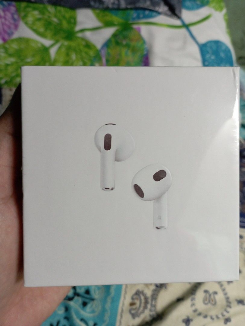 🍎 Airpods Generation 3 & lightning connector earpods/ cable (Category: Headphones & Headsets) located in Manila. Submitted by milasgadgetph (Listing ID 1364363455, Image 1). Description: 🍎airpods gen 3 serial number searchable original type bnew and sealed pm me for serial number 🍎earpods lightning connector plug and play bnew and sealed 🍎cable USB-C TO LIGHTNING -IPHONE/IPAD USB- C to C - IPAD/MACBOOK USB TO LIGHTNING - IPHONE PM ME FOR MORE