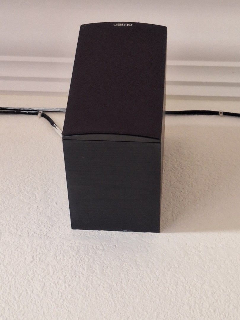 Jamo  speakers63206830253314112