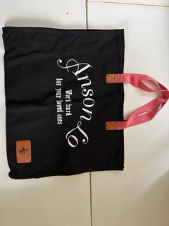 （分類：）位於 。 由 mingla 提交（商品編號 1364291295，圖片 1）。簡介： 。