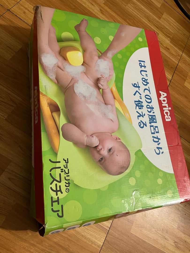 Aprica Bath seat (Category: Bathtub & Bath Accessories) located in Cavite. Submitted by dimple082 (Listing ID 1364234826, Image 1). Description: good condition.