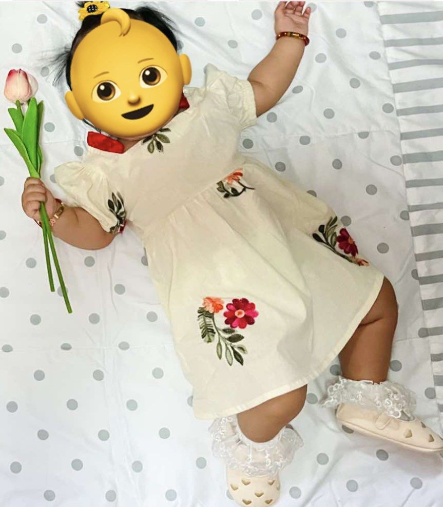 Baby dress (Category: Babies & Kids Fashion) located in Pasig City. Submitted by prettyeve08 (Listing ID 1364278118, Image 1). Description: Ginamit lang pang milestone.
