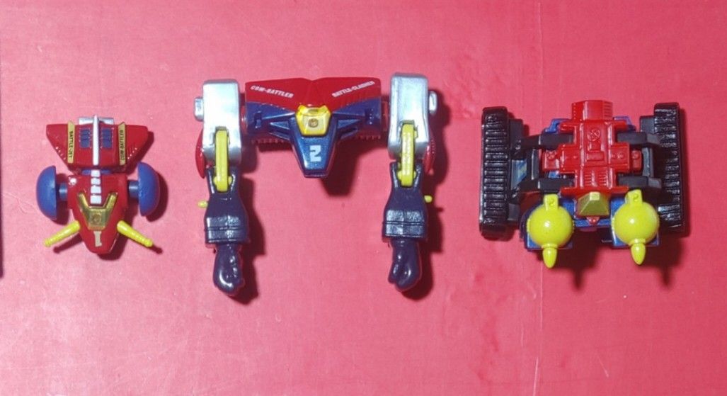 Bandai Combattler CPA 25, 26, 27 Shogun Warrior Super Robot Gashapon (Category: Action & Battle Toys) located in Las Pinas. Submitted by mydibsonline (Listing ID 1364397056, Image 2). Description: Bandai Combattler CPA 25, 26, 27 Shogun Warrior Super Robot Gashapon - P1,350 - 100% Authentic / Original - Incomplete but excellent pristine condition (kept in ziplock plastic) - No box & manual, missing parts & accessories: Battle Jet (wing / tail), B