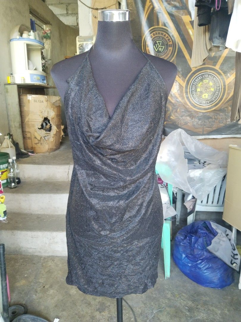 Black Glitter Dress Plus Size Shein (Category: Evening dresses & gowns) located in Caloocan City. Submitted by ohlunaboutique (Listing ID 1364400854, Image 2). Description: Brand new with pouch.