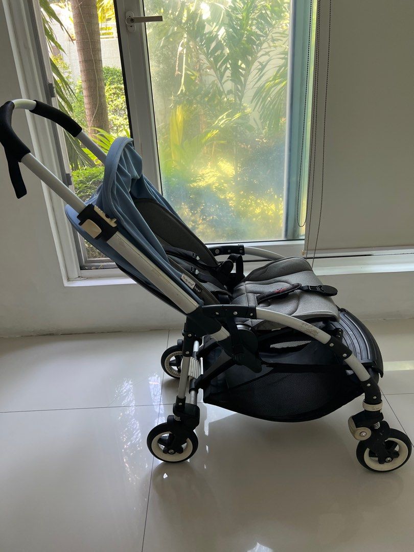Bugaboo Bee3 (Category: Strollers) located in Malabon City. Submitted by mch125 (Listing ID 1364250832, Image 3). Description: bugaboo bee3 lightly used but has been stored a long time so shows age. strong durable stroller, easy to push, a bit heavy but the suspension and ride of this stroller is very good..